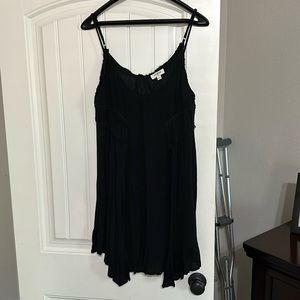 Flowy black dress